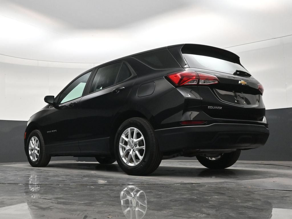 Used 2024 Chevrolet Equinox LS FWD image 22