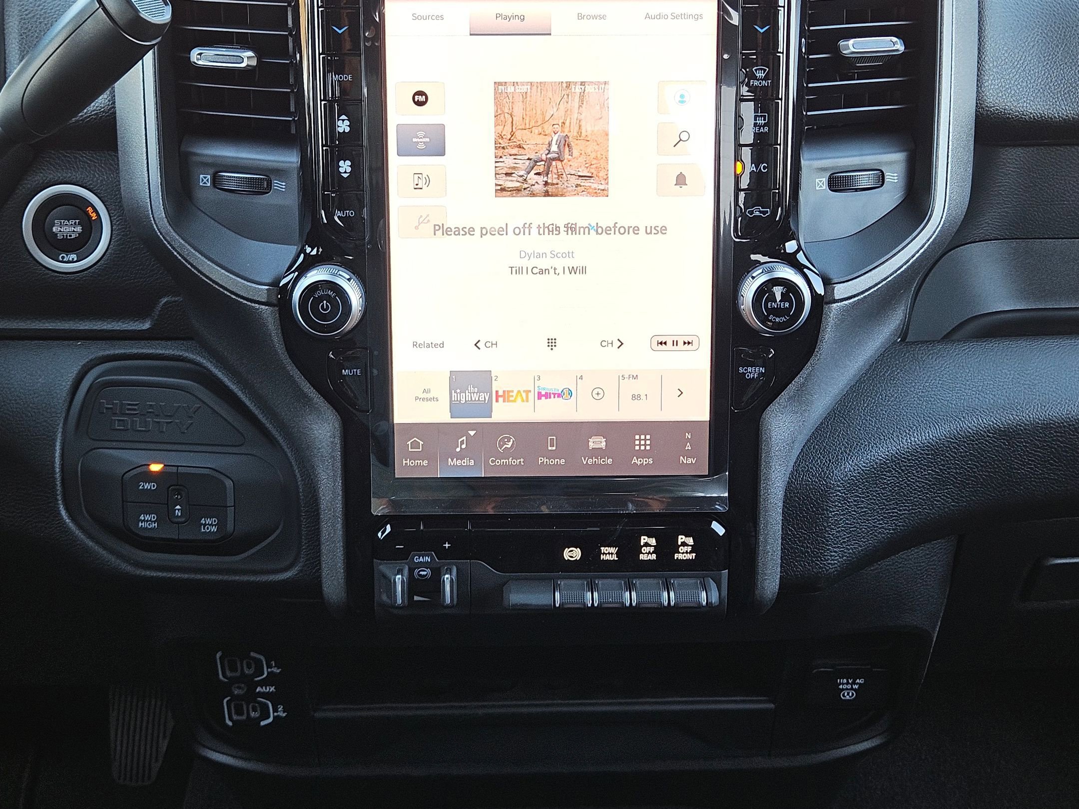 New 2026 RAM 2500 Tradesman AWD/4WD image 17
