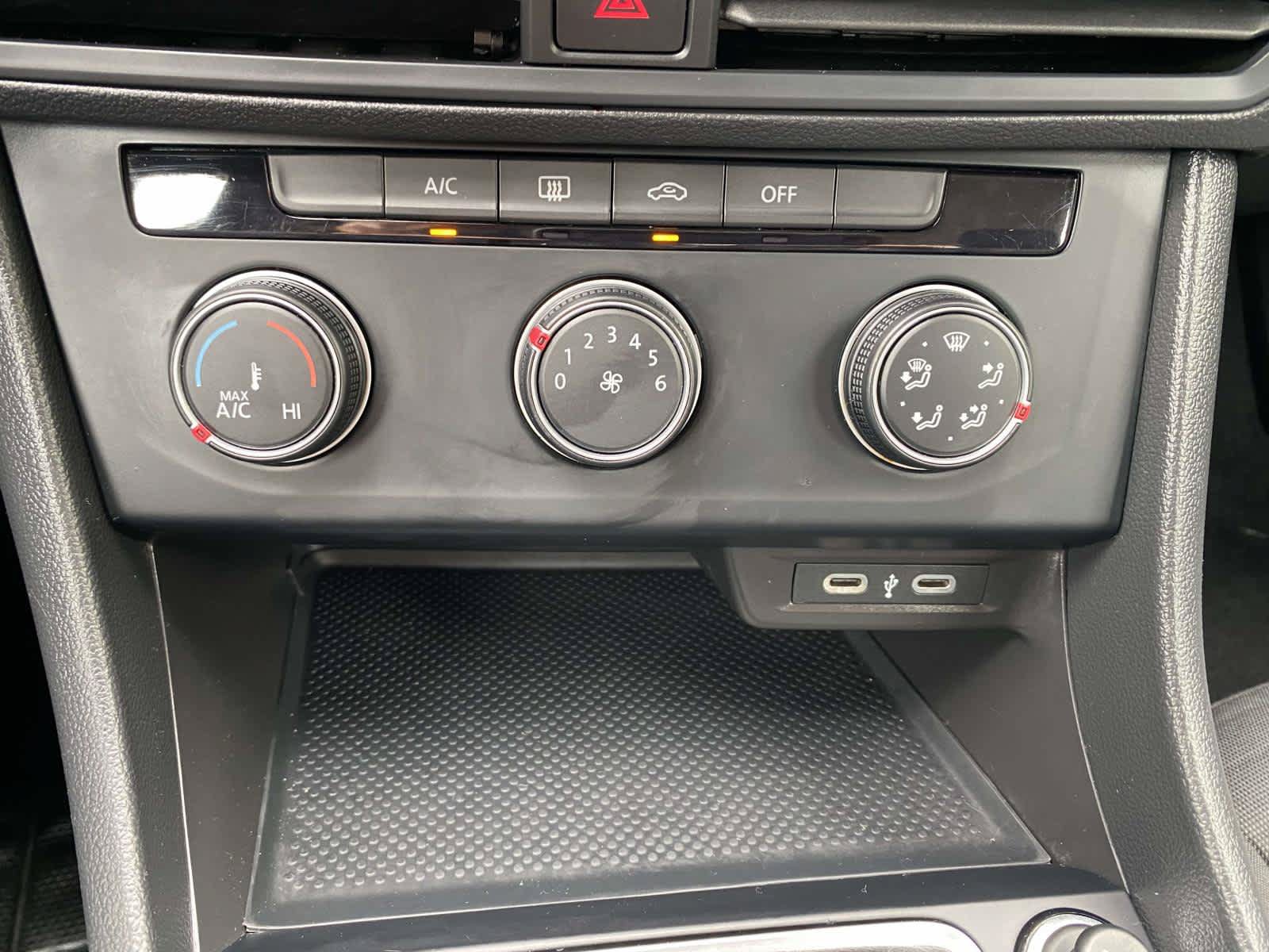 Certified 2024 Volkswagen Jetta S FWD image 17