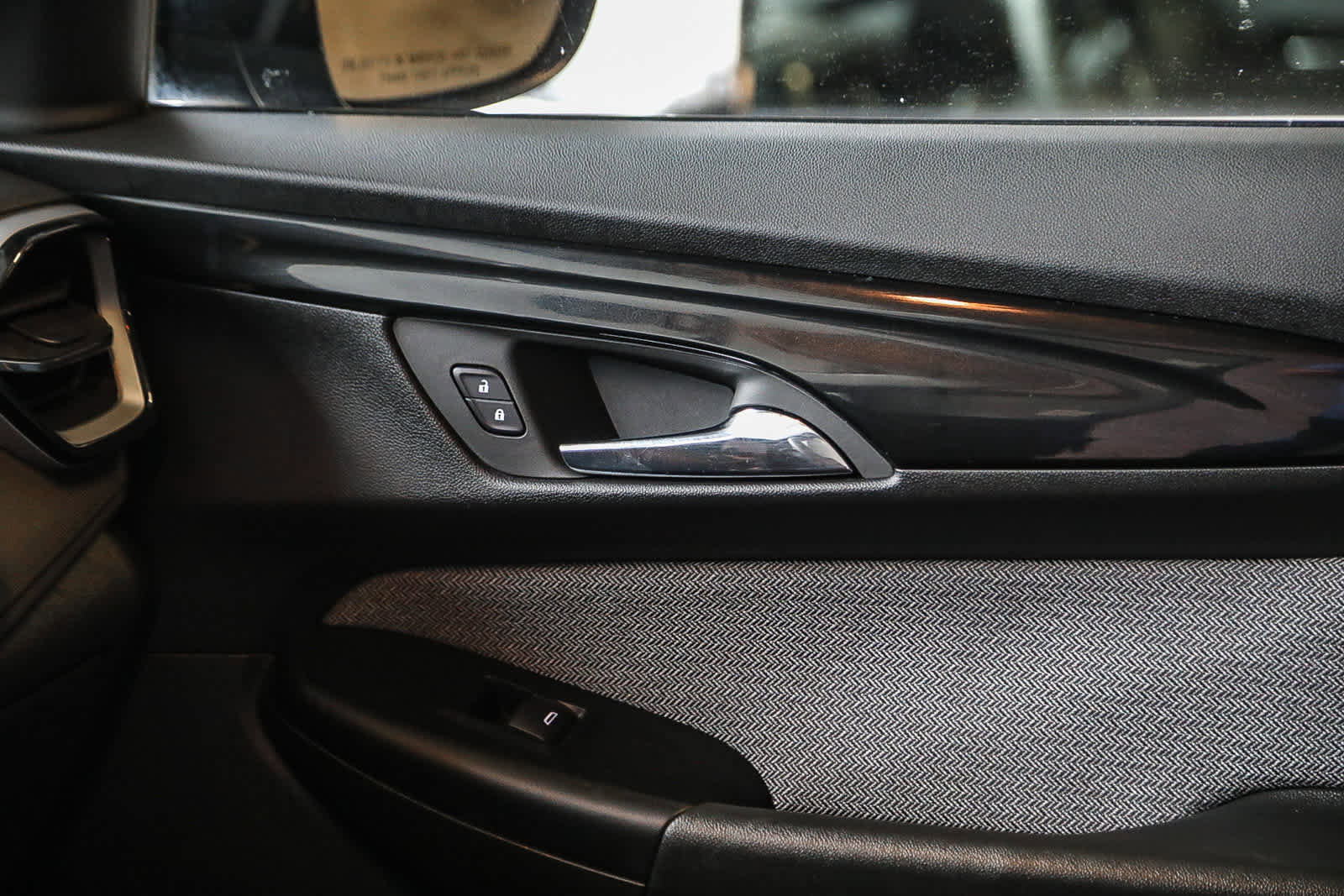 Used 2024 Chevrolet TrailBlazer LS image 21