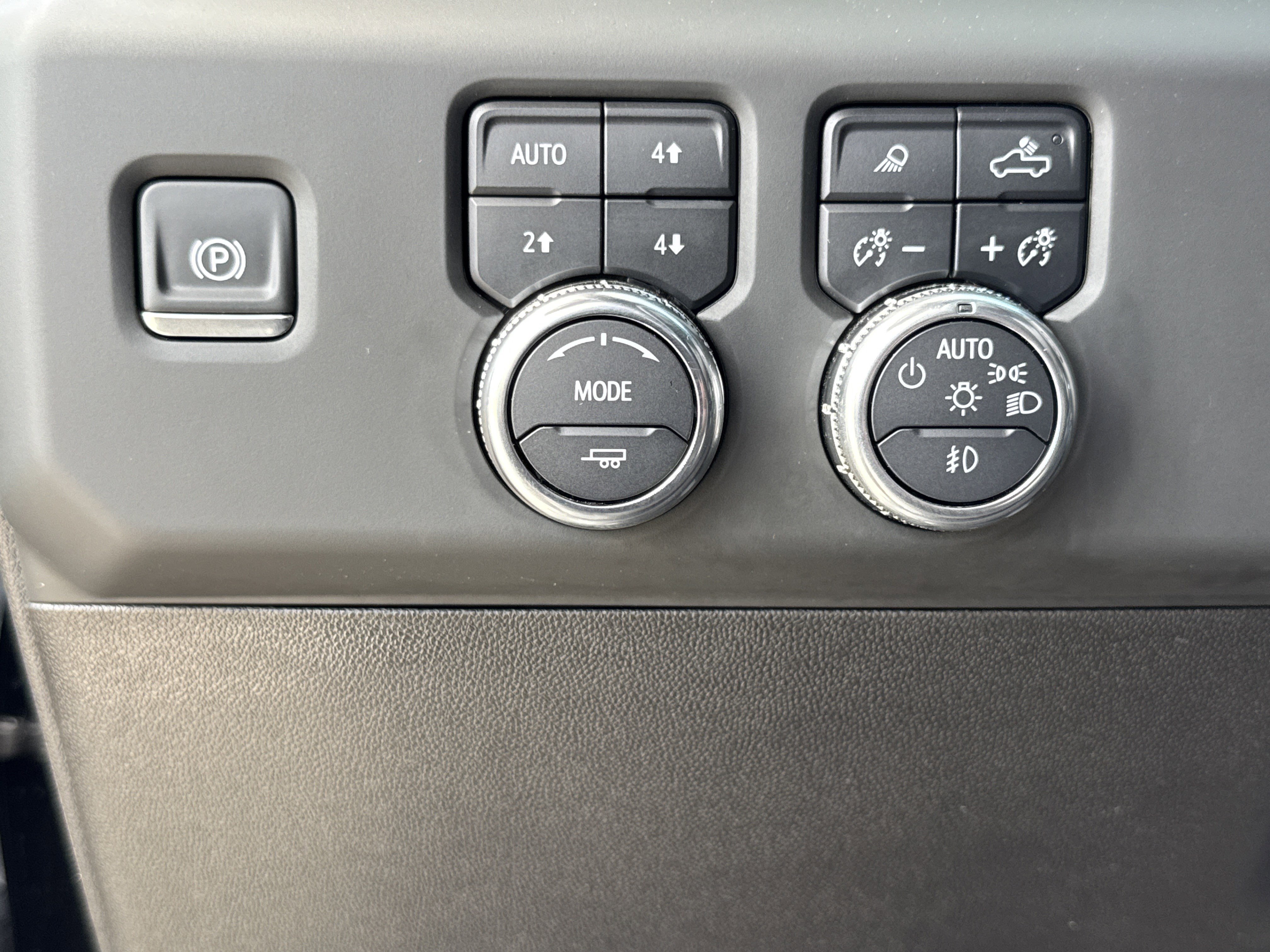 Used 2024 GMC Sierra 1500 AT4 w/ AT4 Premium Package image 20