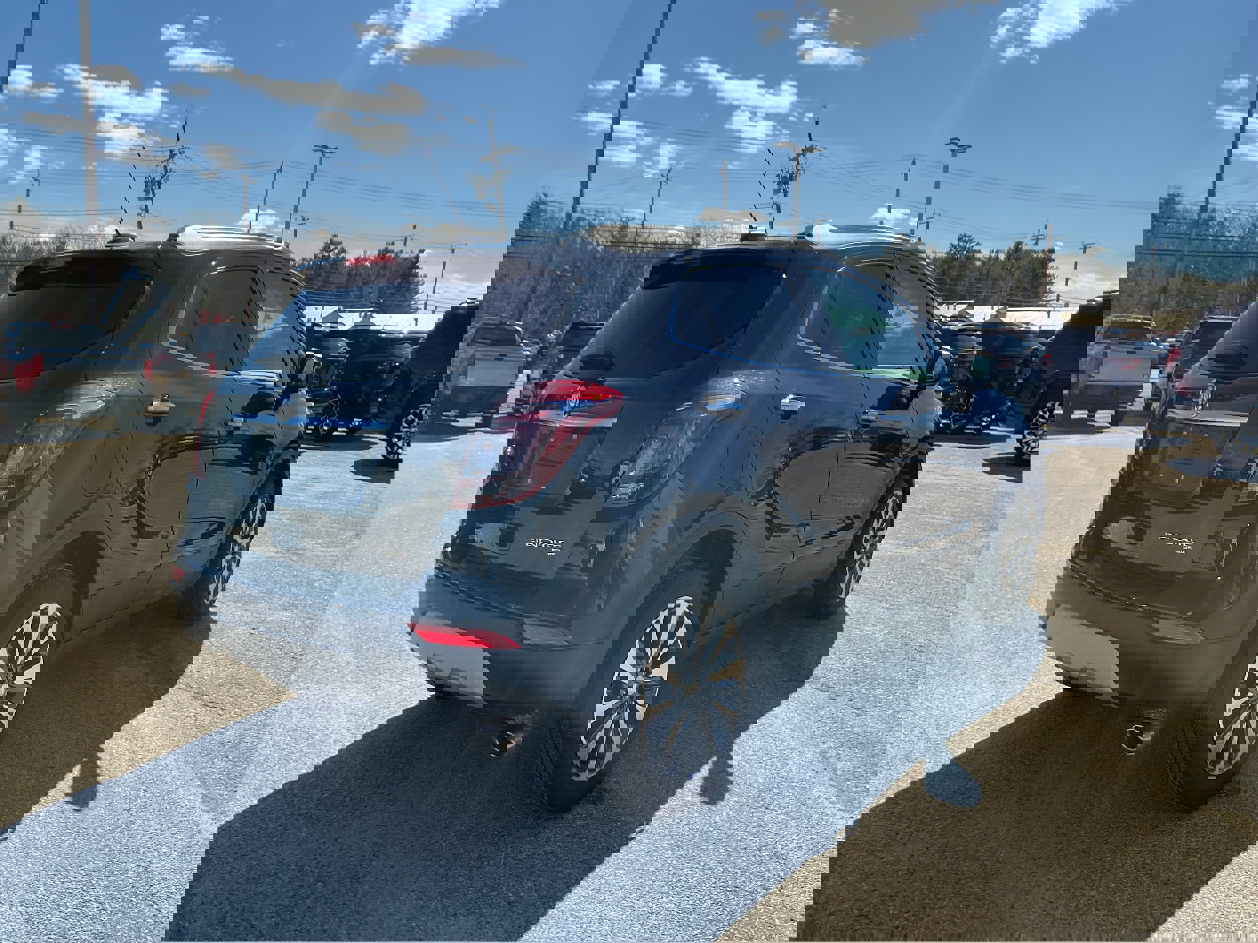 Certified 2022 Buick Encore Preferred w/ Safety Package image 3