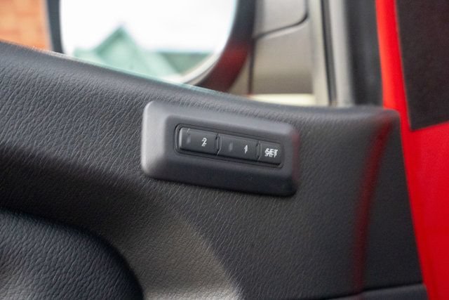 Used 2023 Nissan Titan PRO-4X w/ Pro-4x Convenience Package AWD/4WD image 32
