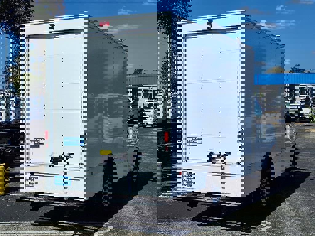 New 2025 Chevrolet Express 3500 w/ Power Convenience Package image 4