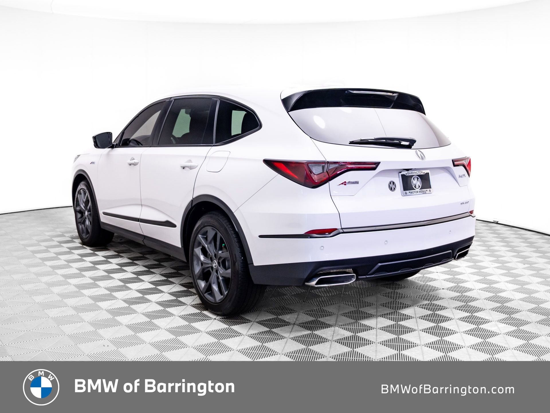 Used 2024 Acura MDX A-Spec image 3