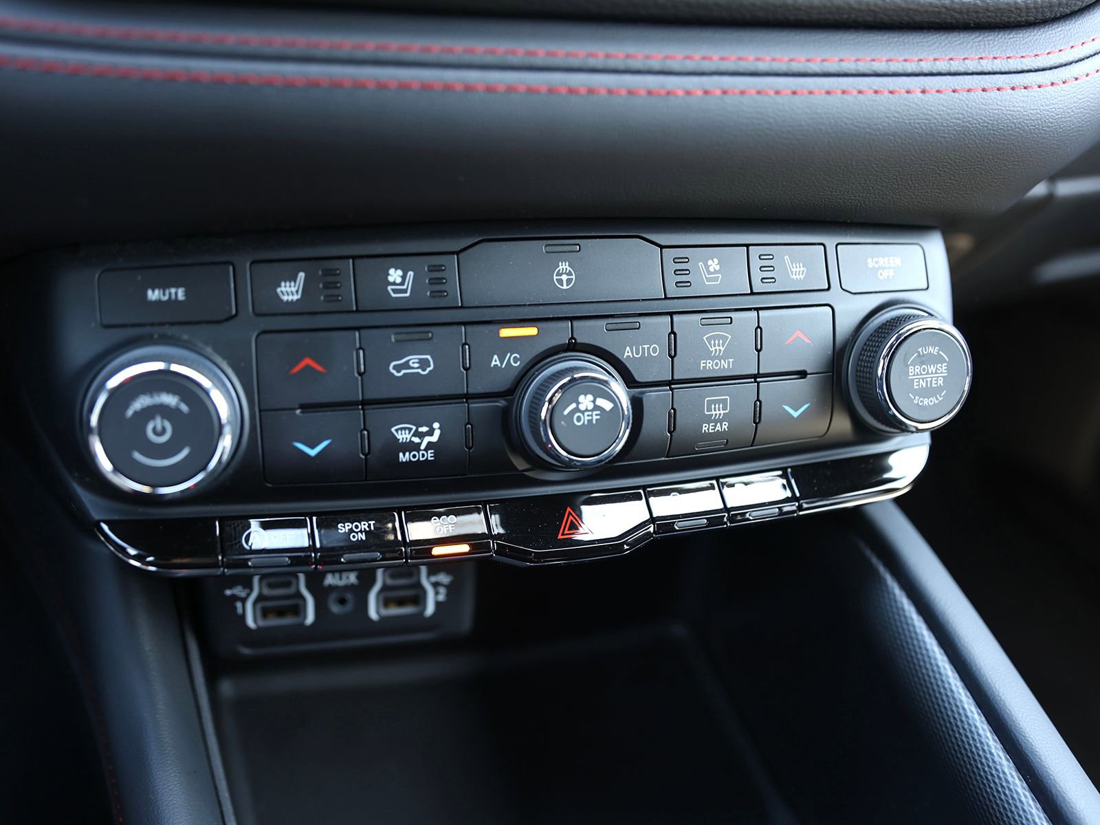 Used 2024 Dodge Durango GT AWD/4WD image 29