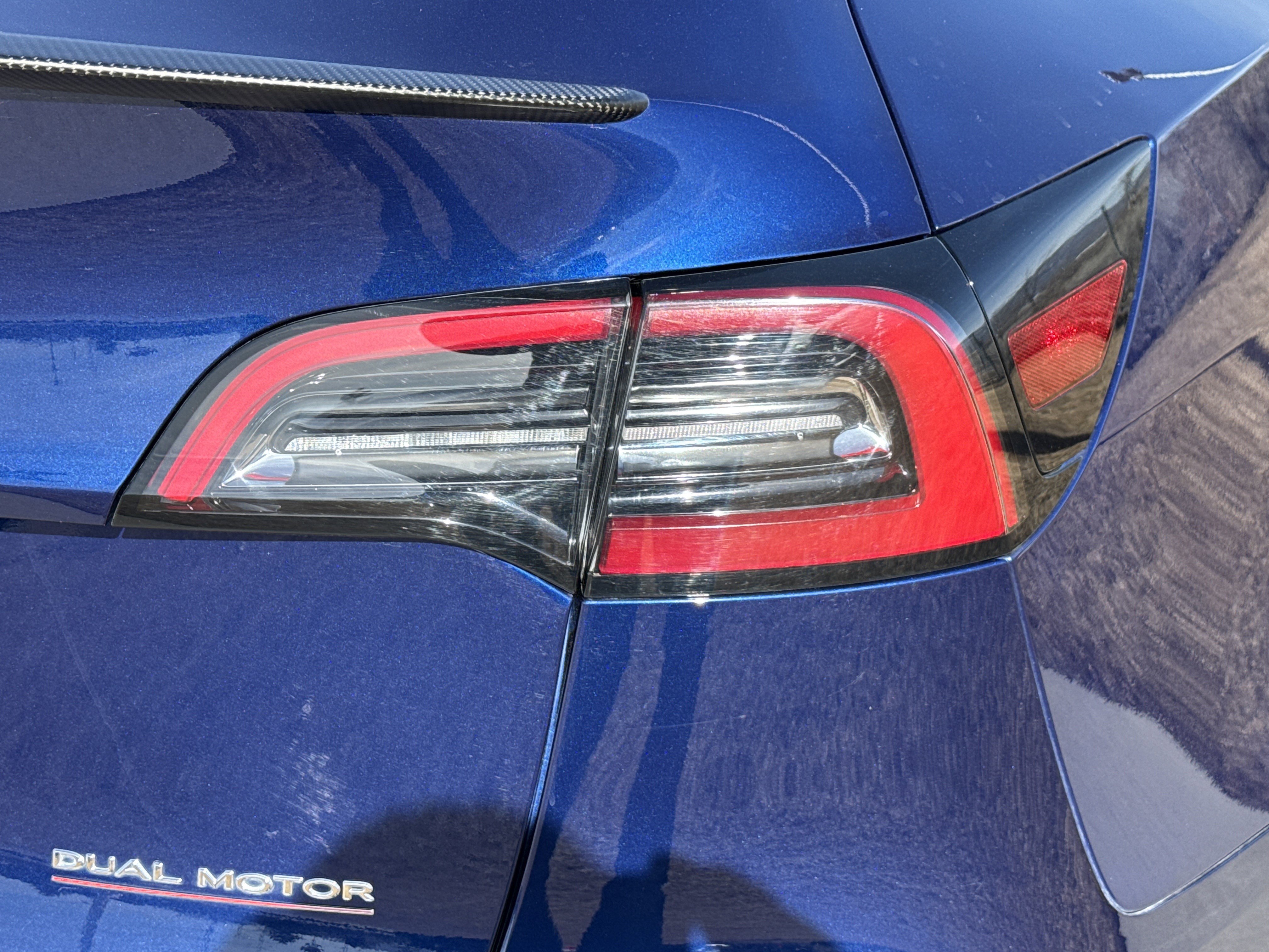 Used 2025 Tesla Model Y Performance image 11