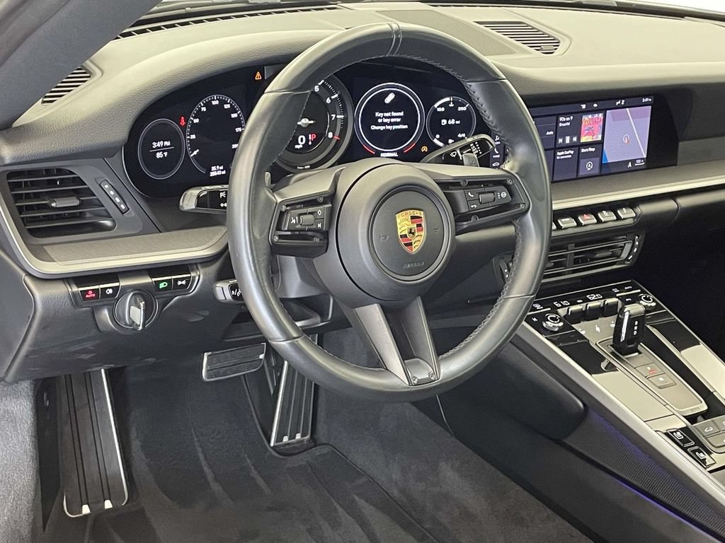 Used 2021 Porsche 911 Carrera RWD image 4