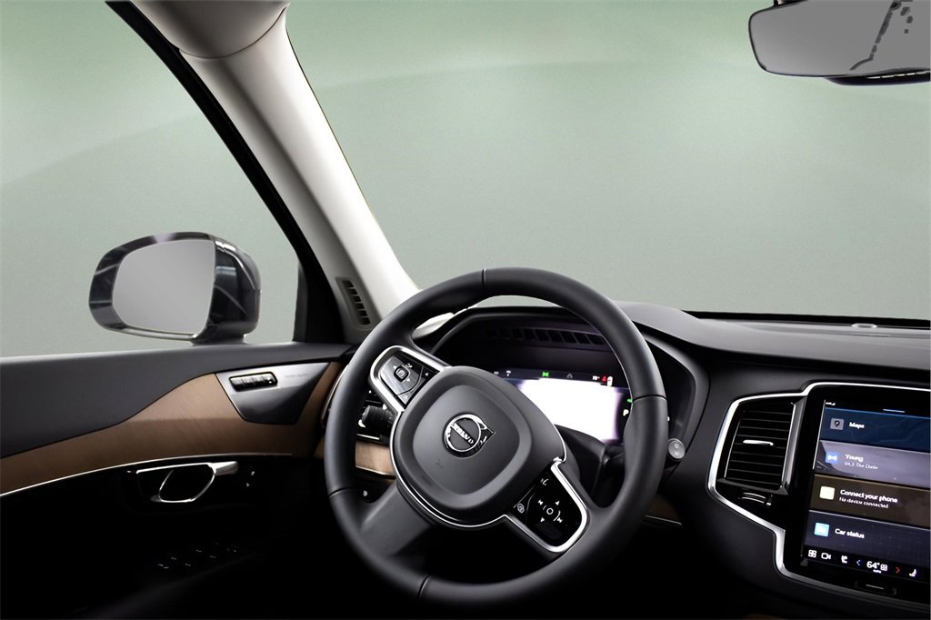 Certified 2025 Volvo XC90 T8 Plus image 34