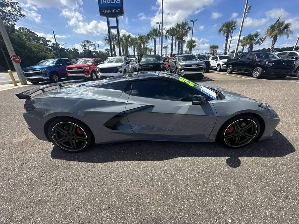 Used 2025 Chevrolet Corvette Stingray Premium Conv w/ Z51 Performance Package RWD image 17