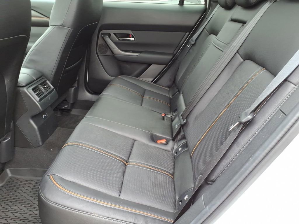 Certified 2025 MAZDA CX-50 AWD 2.5 S w/ Weather Package image 15