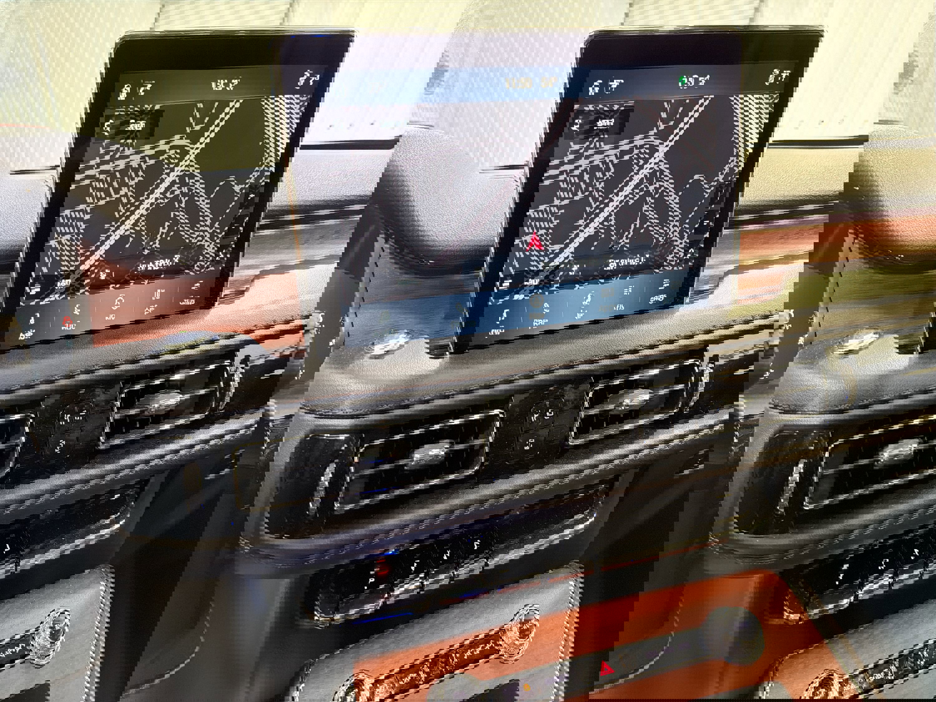 Used 2023 Lincoln Aviator Reserve w/ Equipment Group 201A image 19