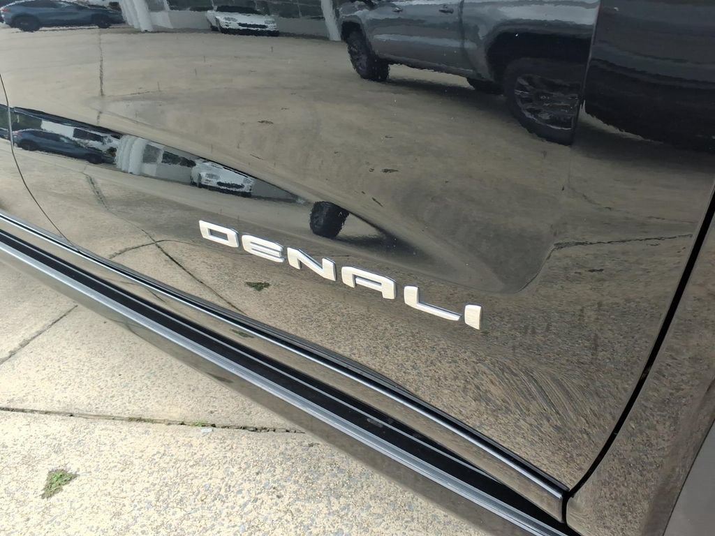 Used 2024 GMC Sierra 1500 Denali Ultimate AWD/4WD image 11
