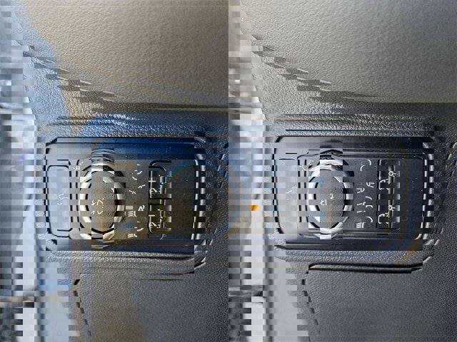 Certified 2025 Ford Explorer Active w/ Active Comfort Package image 23