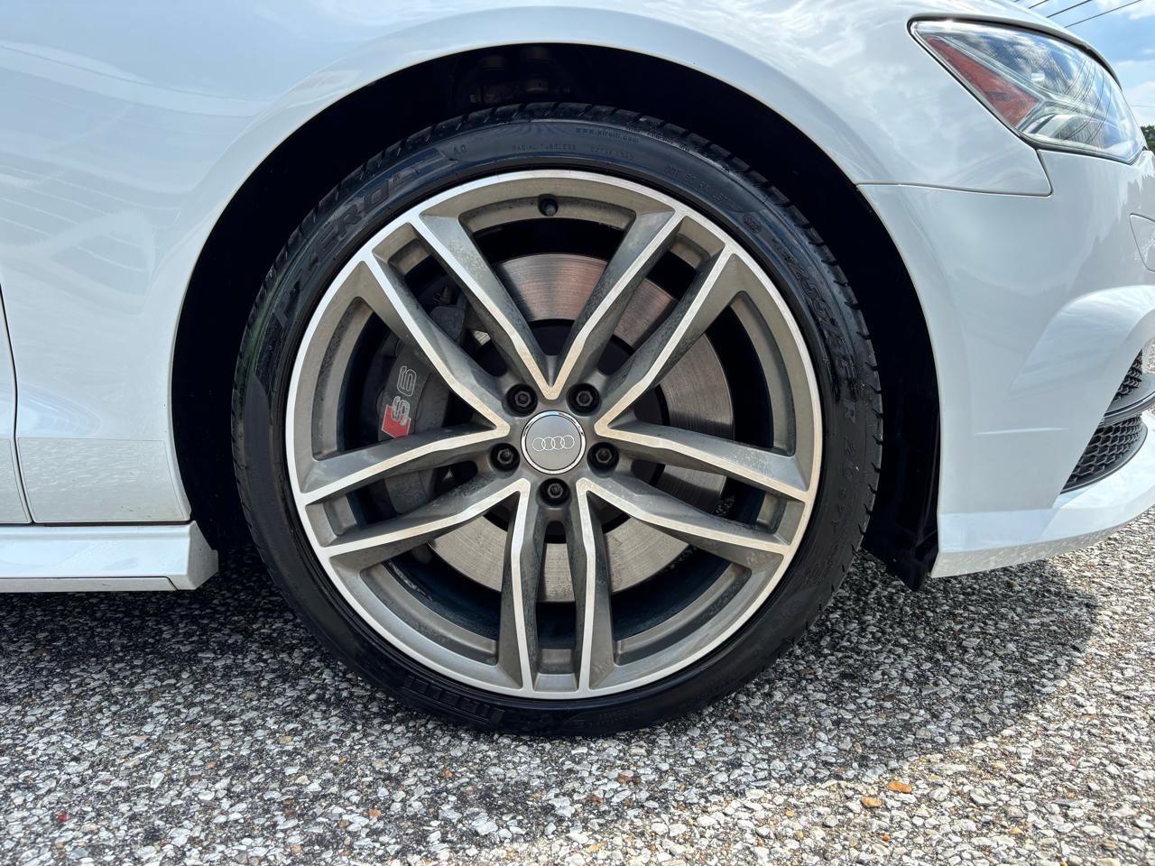 Used 2017 Audi S6 Prestige w/ Prestige Package image 35