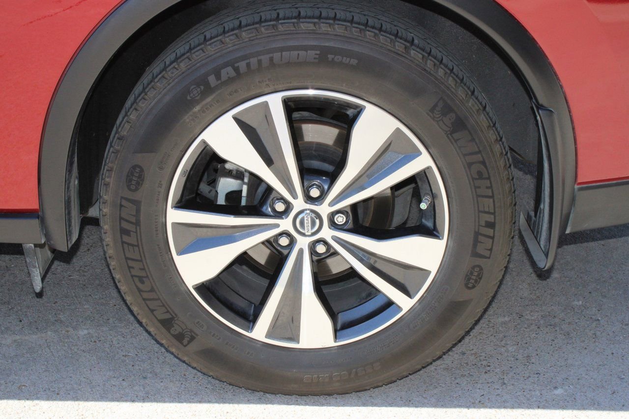 Used 2019 Nissan Murano SV w/ Premium Package image 28