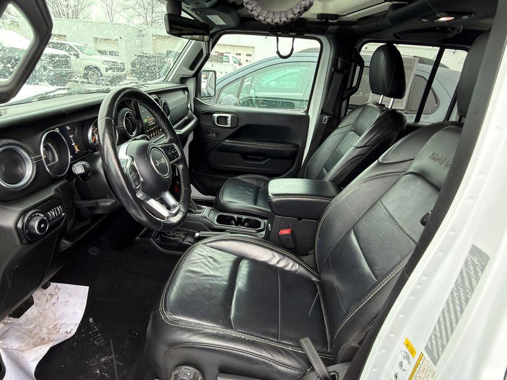 Used 2018 Jeep Wrangler Unlimited Sahara w/ Dual Top Group image 41