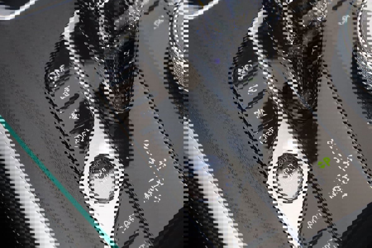 Used 2022 BMW X7 M50i w/ Executive Package image 32