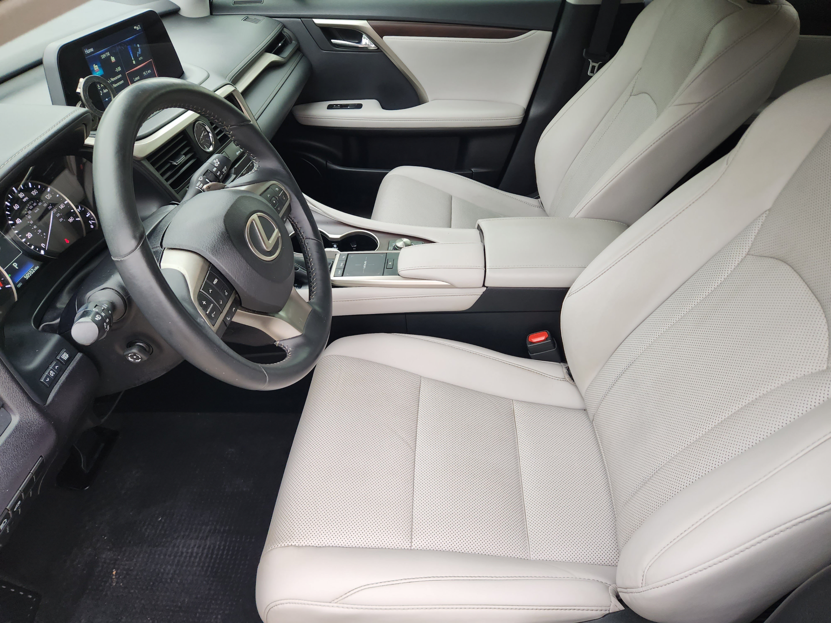 Certified 2022 Lexus RX 350 FWD w/ Premium Package image 5