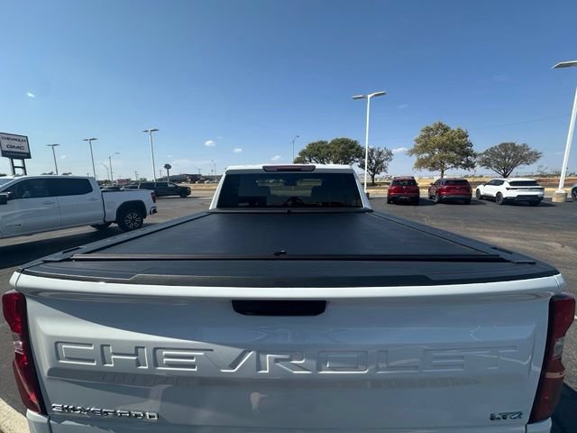 Used 2022 Chevrolet Silverado 1500 LTZ AWD/4WD image 6