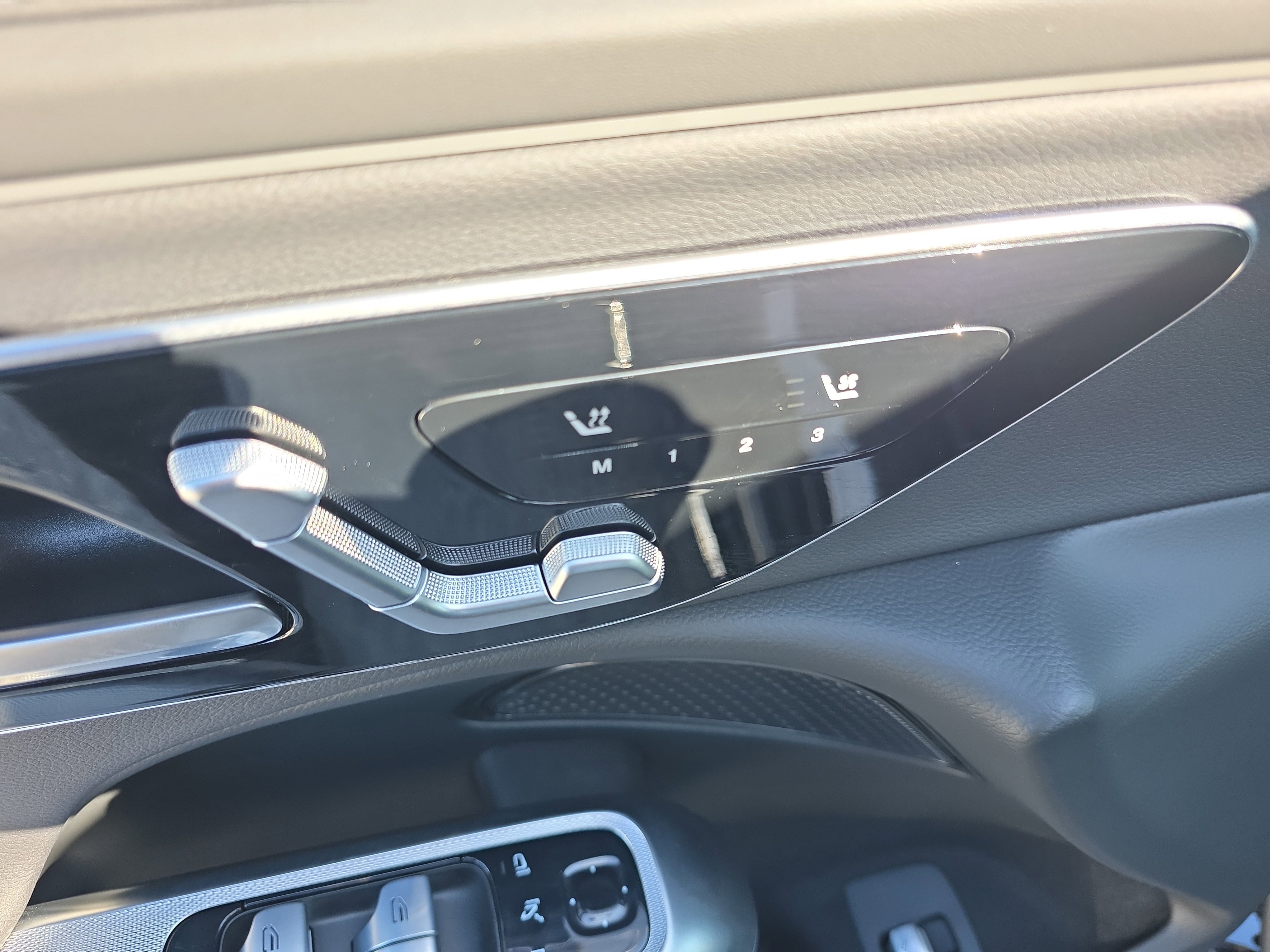 Used 2026 Mercedes-Benz E 350 Sedan image 17