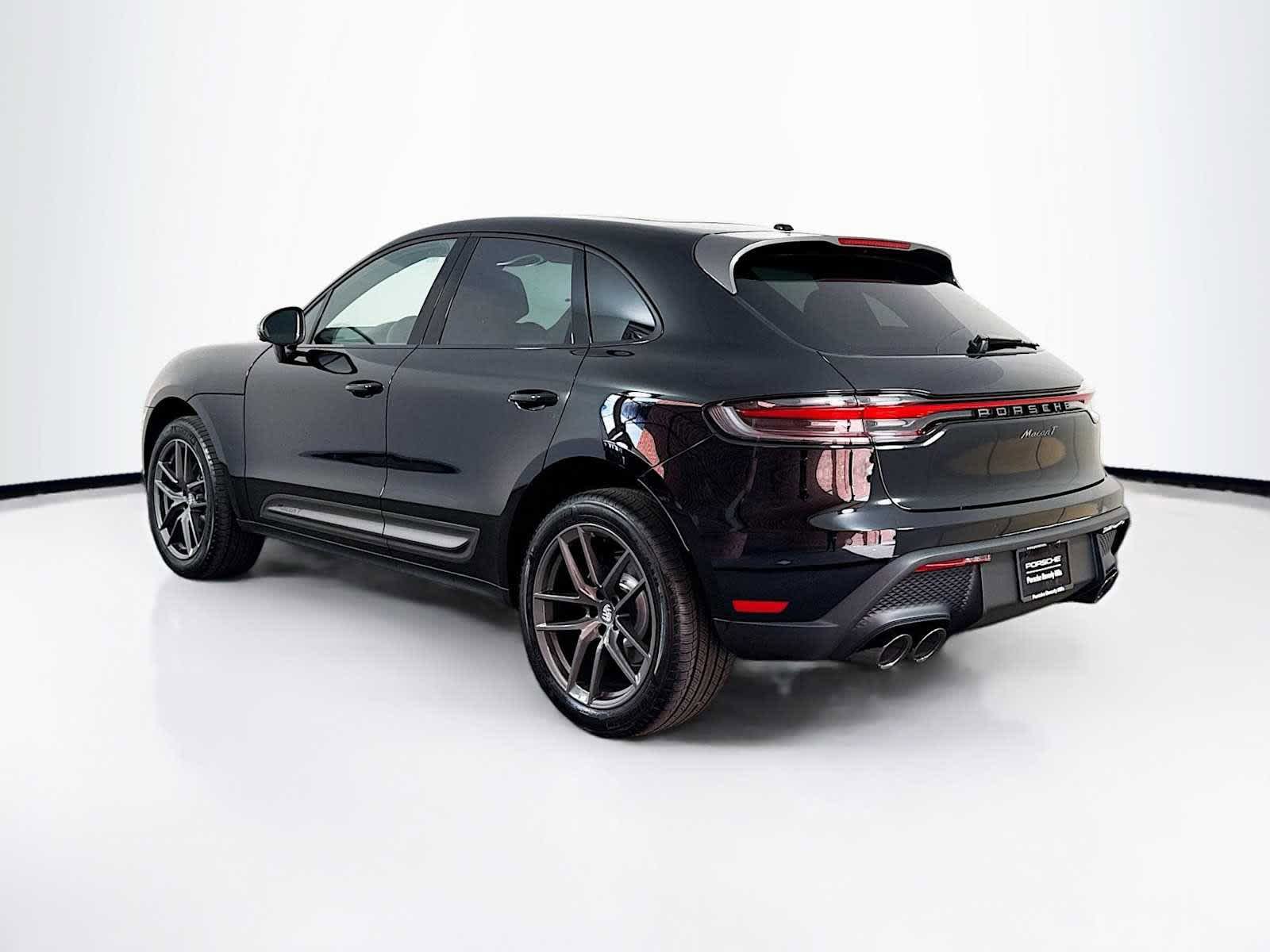 New 2025 Porsche Macan AWD/4WD image 3