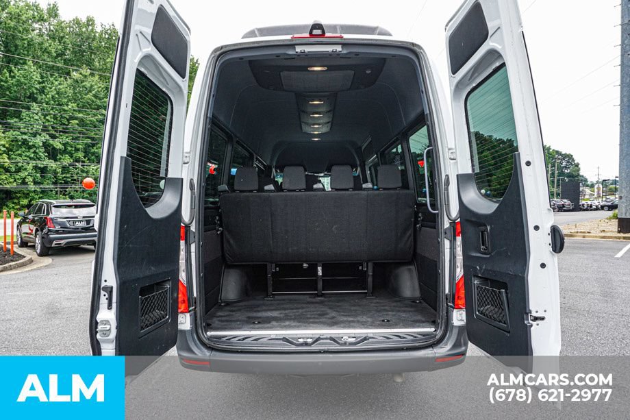 Used 2025 Mercedes-Benz Sprinter 2500 image 35