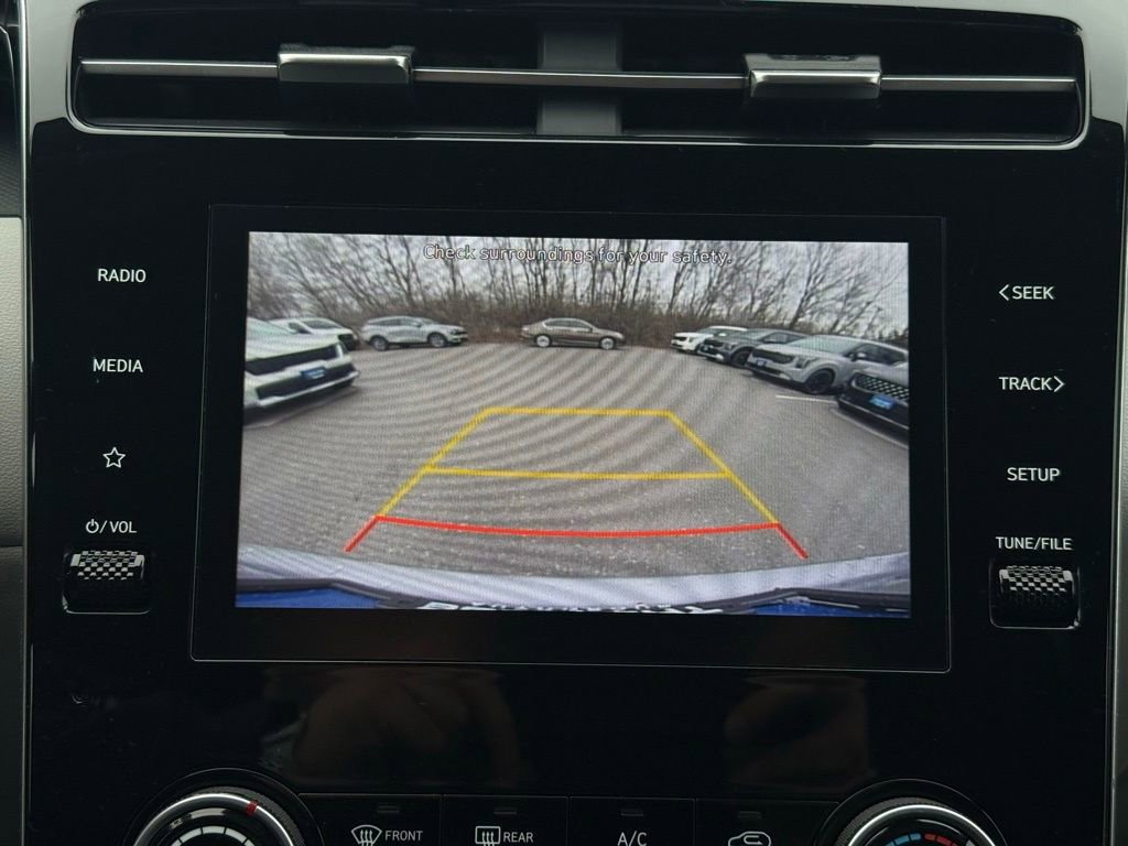 Used 2023 Hyundai Tucson SE image 30