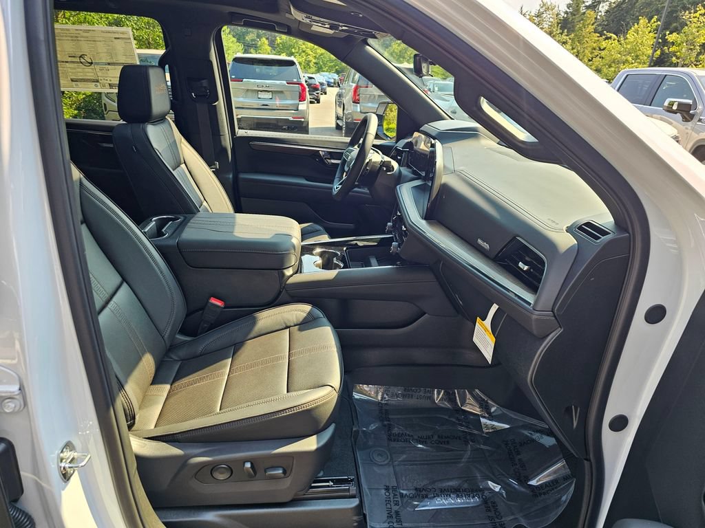New 2026 Chevrolet Suburban High Country AWD/4WD image 11