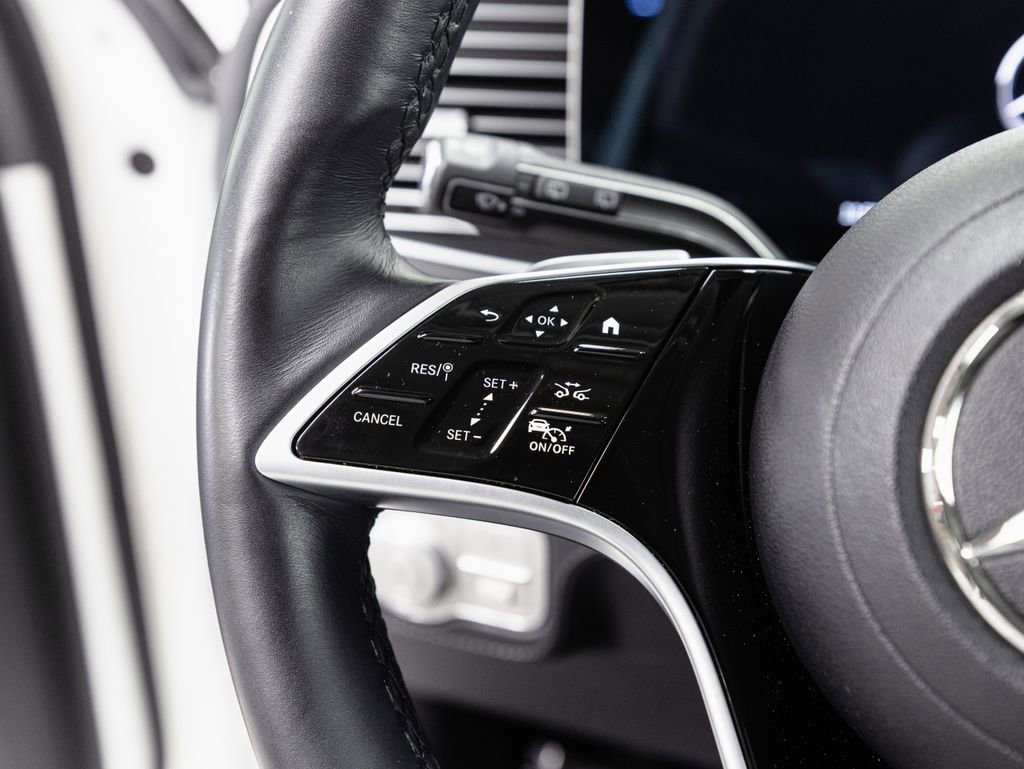 Used 2024 Mercedes-Benz GLE 450e 4MATIC w/ AMG Line Exterior image 11