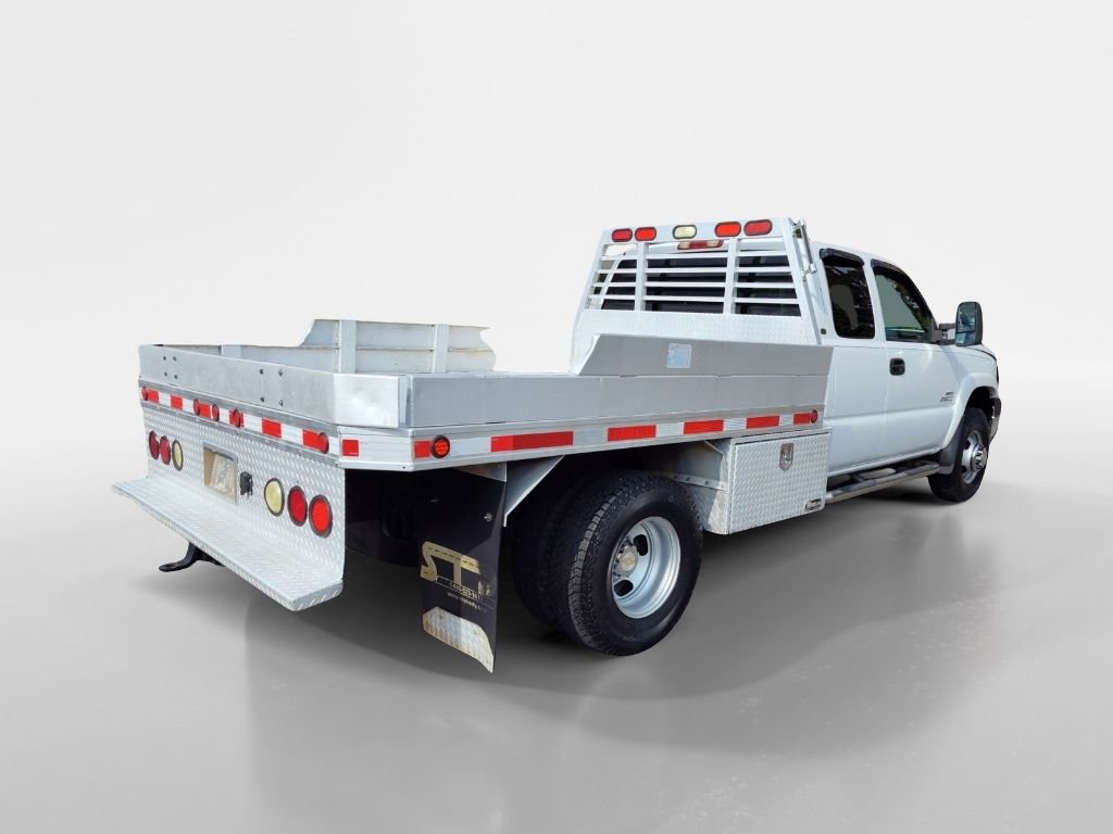 Used 2005 Chevrolet Silverado 3500 LS w/ Heavy-Duty Power Package image 4
