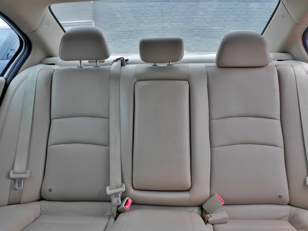 Used 2014 Honda Accord EX-L image 28