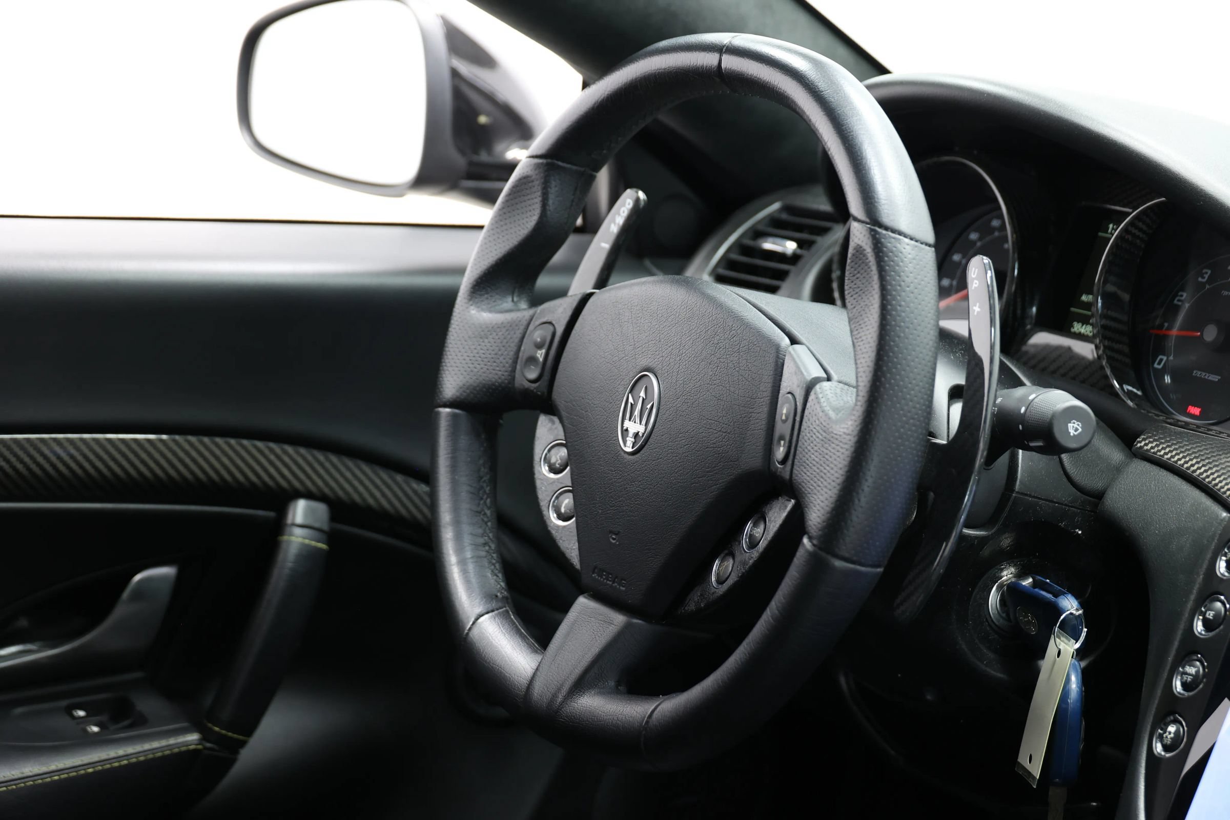 Used 2016 Maserati GranTurismo Sport RWD image 79