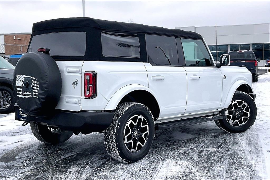 Used 2022 Ford Bronco Outer Banks image 12