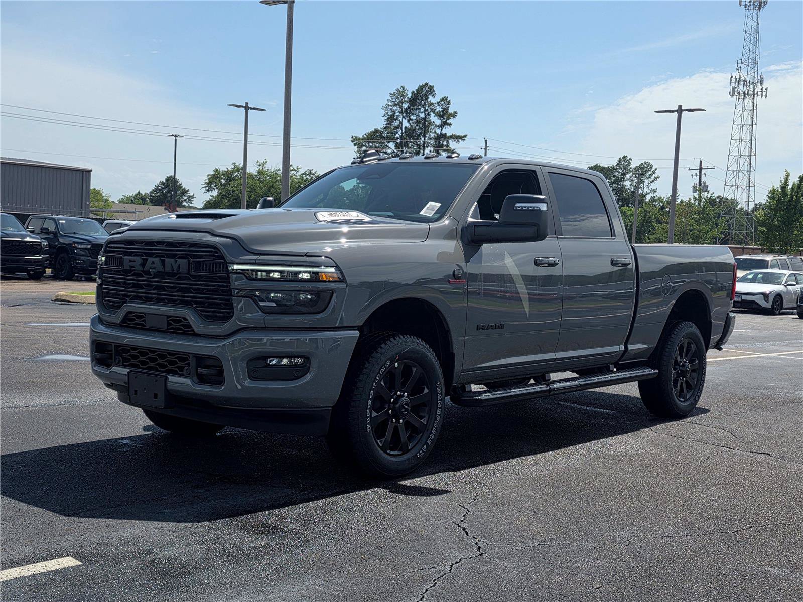 New 2026 RAM 2500 Laramie AWD/4WD image 1