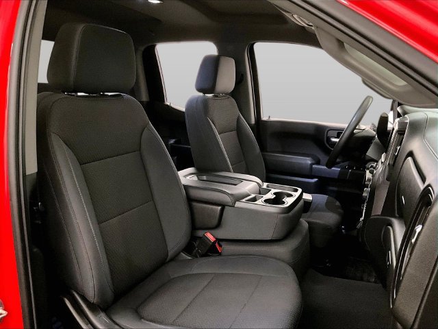 Used 2020 Chevrolet Silverado 1500 Custom w/ Custom Value Package AWD/4WD image 7