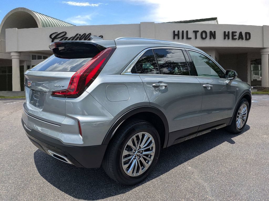 Certified 2024 Cadillac XT4 Premium Luxury FWD image 6