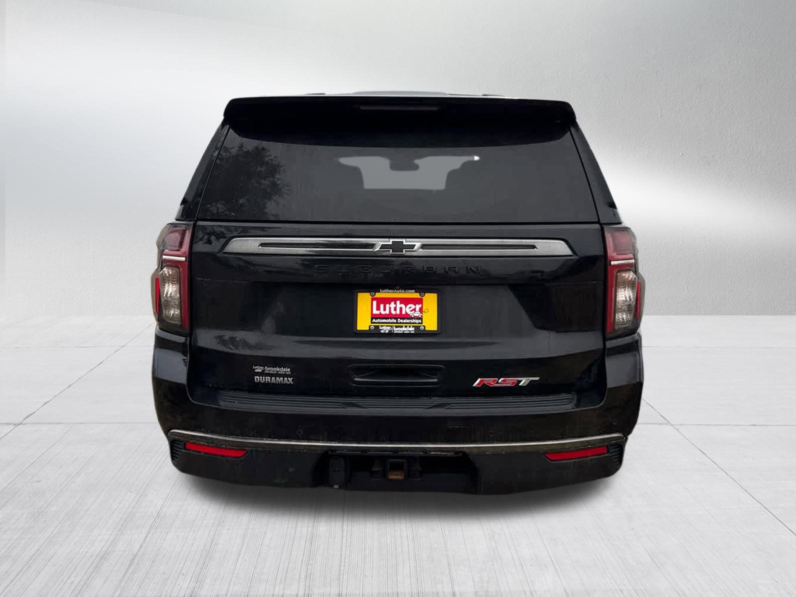 Used 2022 Chevrolet Suburban RST w/ Luxury Package image 6