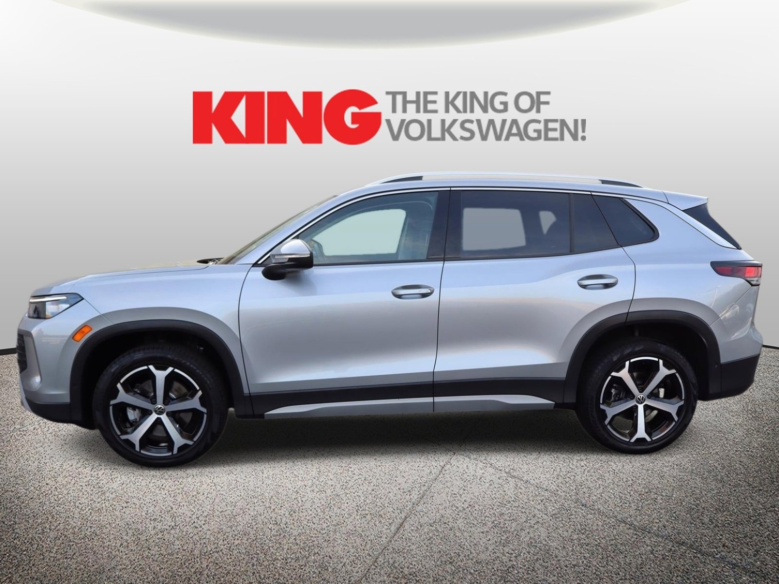 Certified 2025 Volkswagen Tiguan SE AWD/4WD image 7