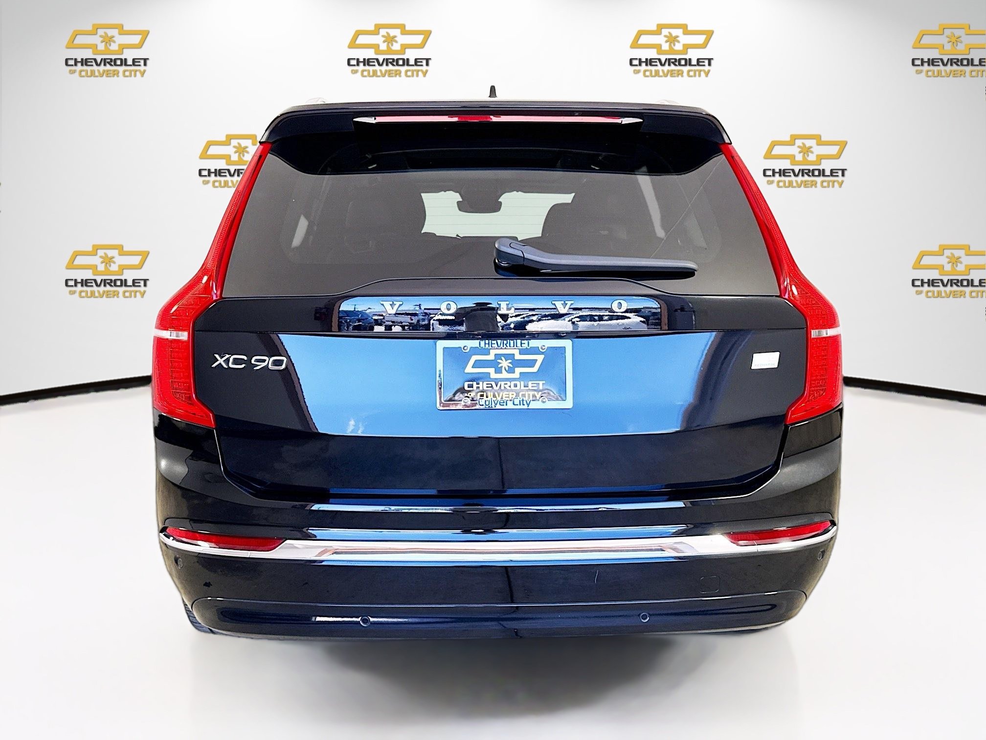 Used 2024 Volvo XC90 T8 Ultimate w/ Protection Package Premier AWD/4WD image 7