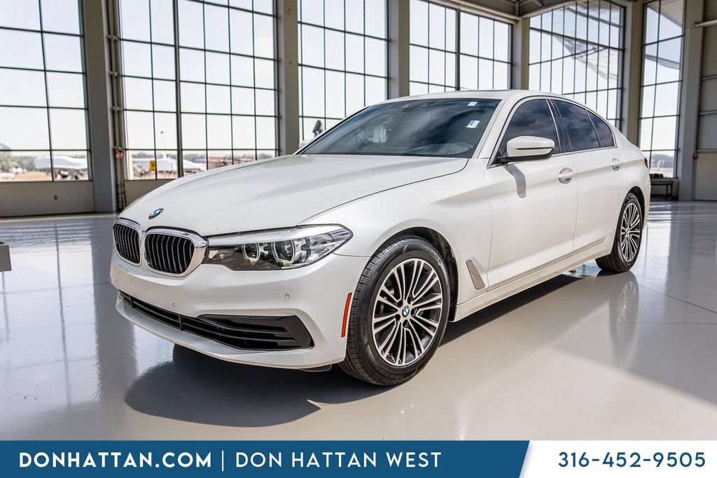 Used 2020 BMW 530i w/ Convenience Package RWD image 32
