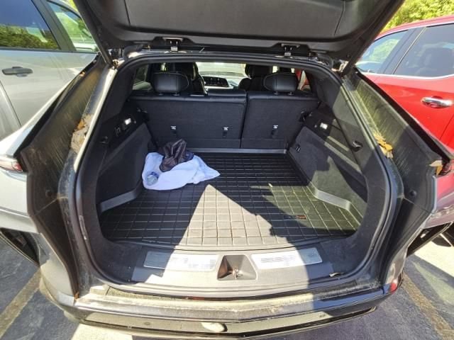Used 2024 Cadillac Lyriq Sport RWD image 10