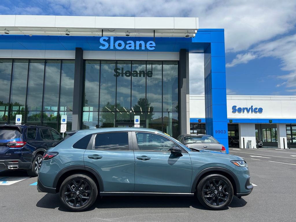 Used 2025 Honda HR-V Sport image 27