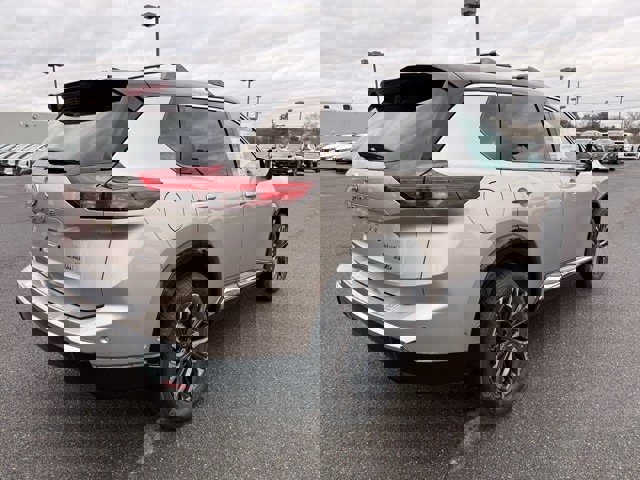 New 2026 Nissan Rogue Platinum w/ Platinum Premium Package image 5