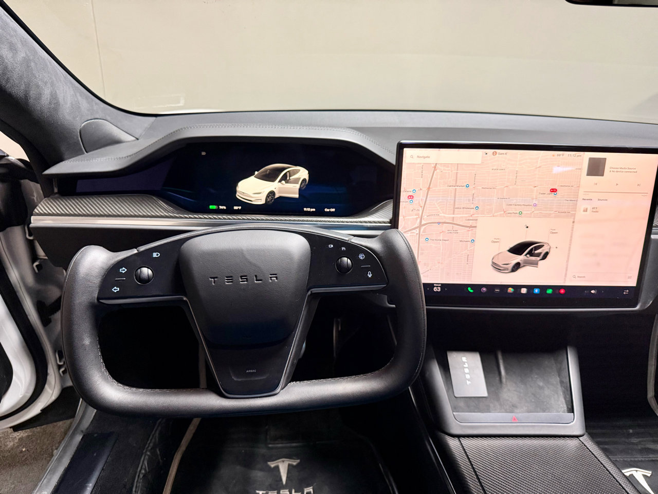 Used 2021 Tesla Model S Plaid image 18