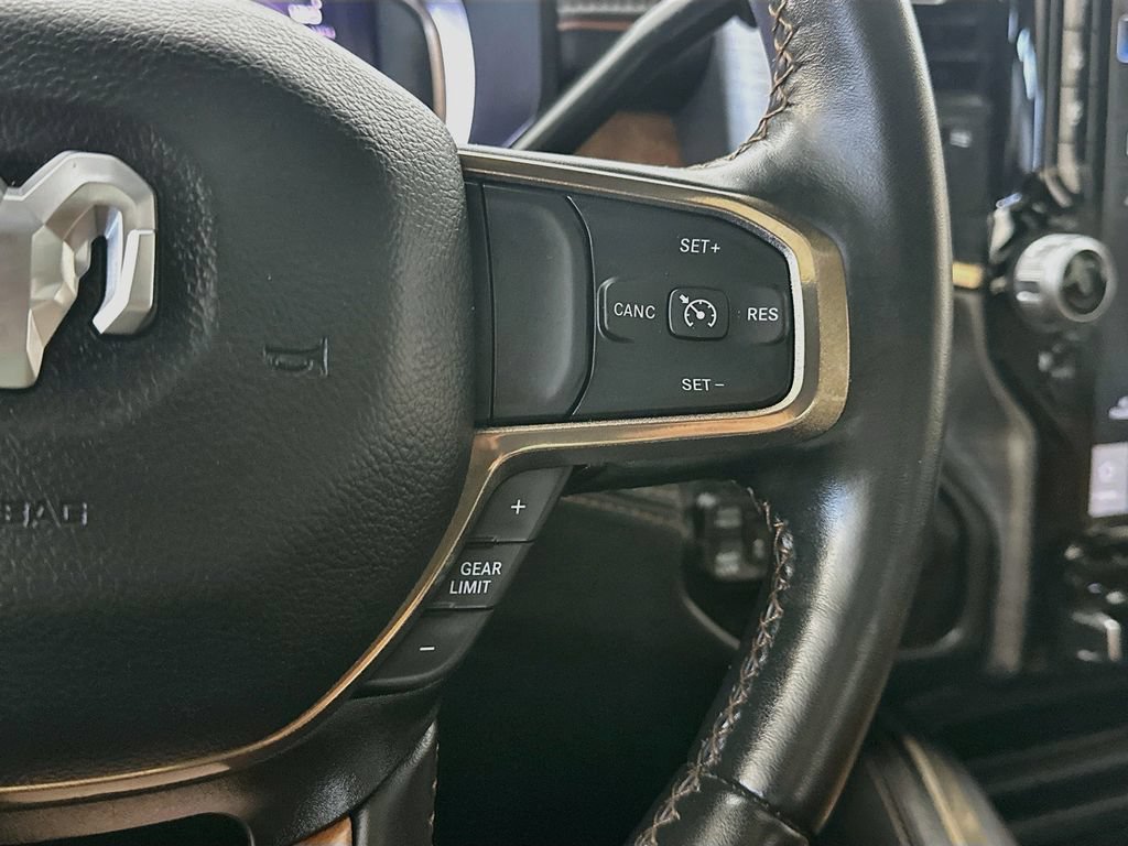 Used 2024 RAM 3500 Limited AWD/4WD image 25