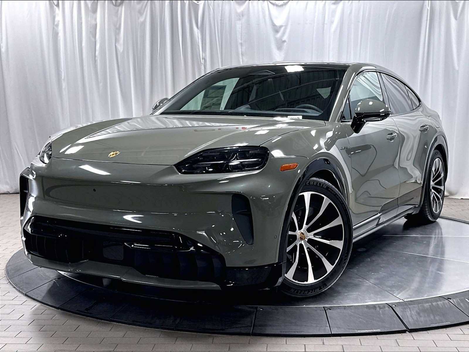New 2026 Porsche Cayenne S AWD/4WD image 1