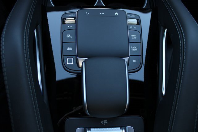New 2025 Mercedes-Benz GLE 53 AMG 4MATIC Coupe image 33