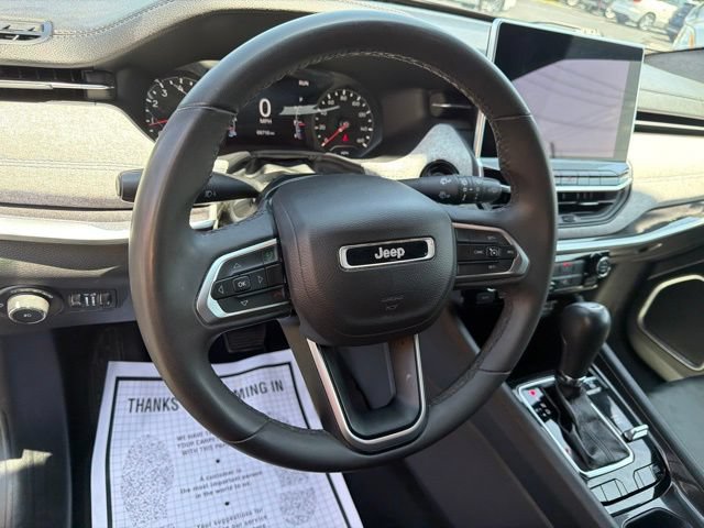 Used 2024 Jeep Compass Latitude AWD/4WD image 10