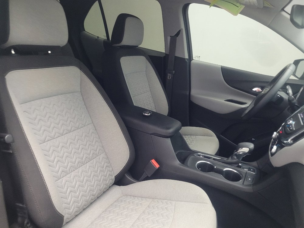 Used 2023 Chevrolet Equinox LT w/ Driver Convenience Package image 21